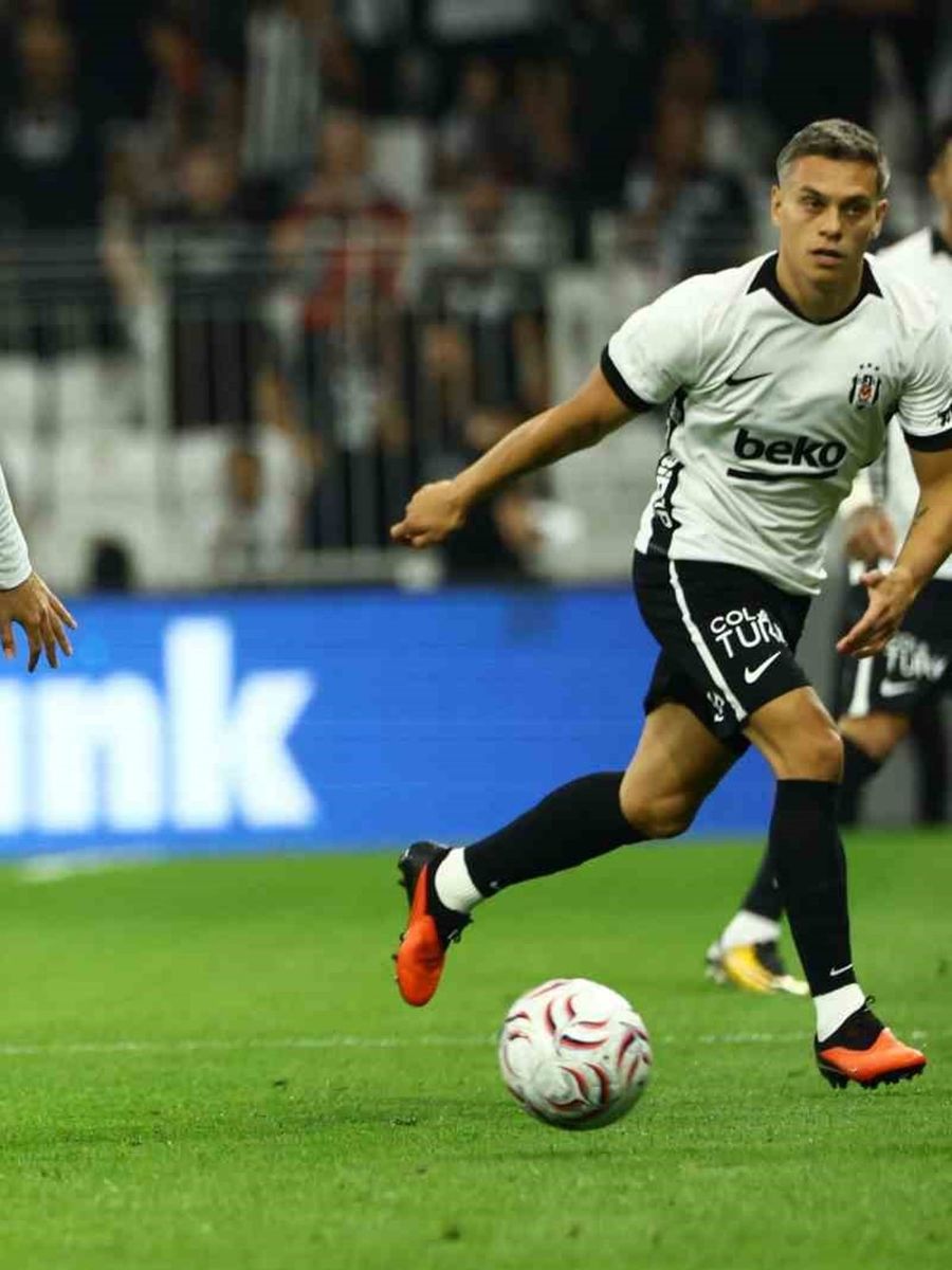 Trendyol Süper Lig: Beşiktaş: 2 - Erzurumspor FK: 0 (İlk yarı)