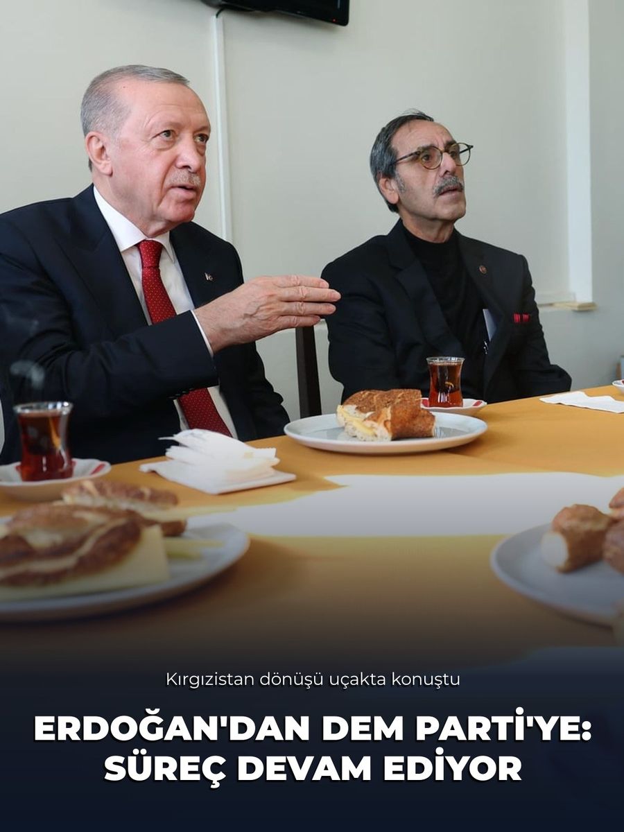 Cumhurbaşkanı Erdoğan, Kırgızistan dönüşü uçakta gazetecilerle sohbet etti