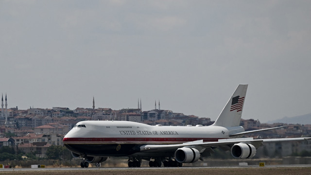 Trump, Katar'dan Hediye Boeing 747 ile Uçacak