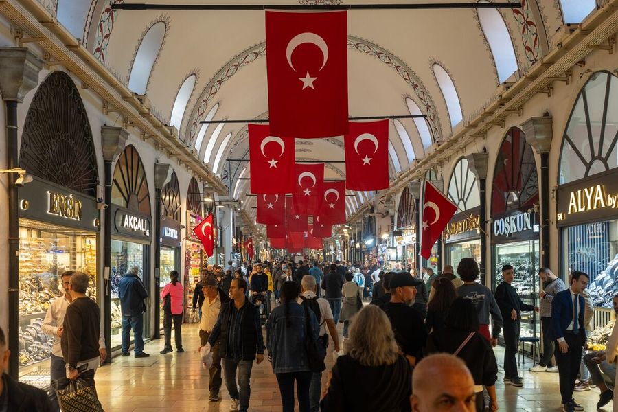 Türkiye, Seçimler Öncesi 2027 Büyüme Tahminini Düşürdü