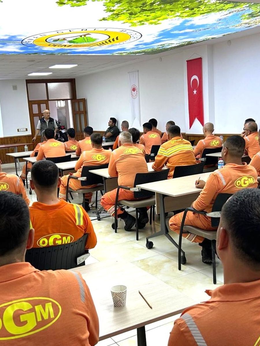Bandırma Orman İşletmesi’nde hükümlüler görev başı yaptı