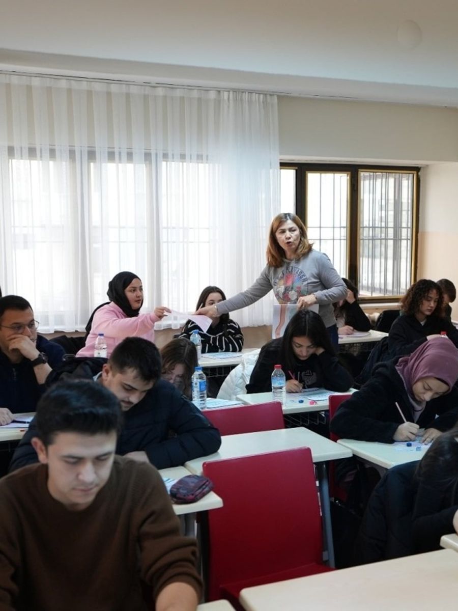 Denizli Büyükşehirden gençlere ücretsiz TYT-AYT kursu desteği