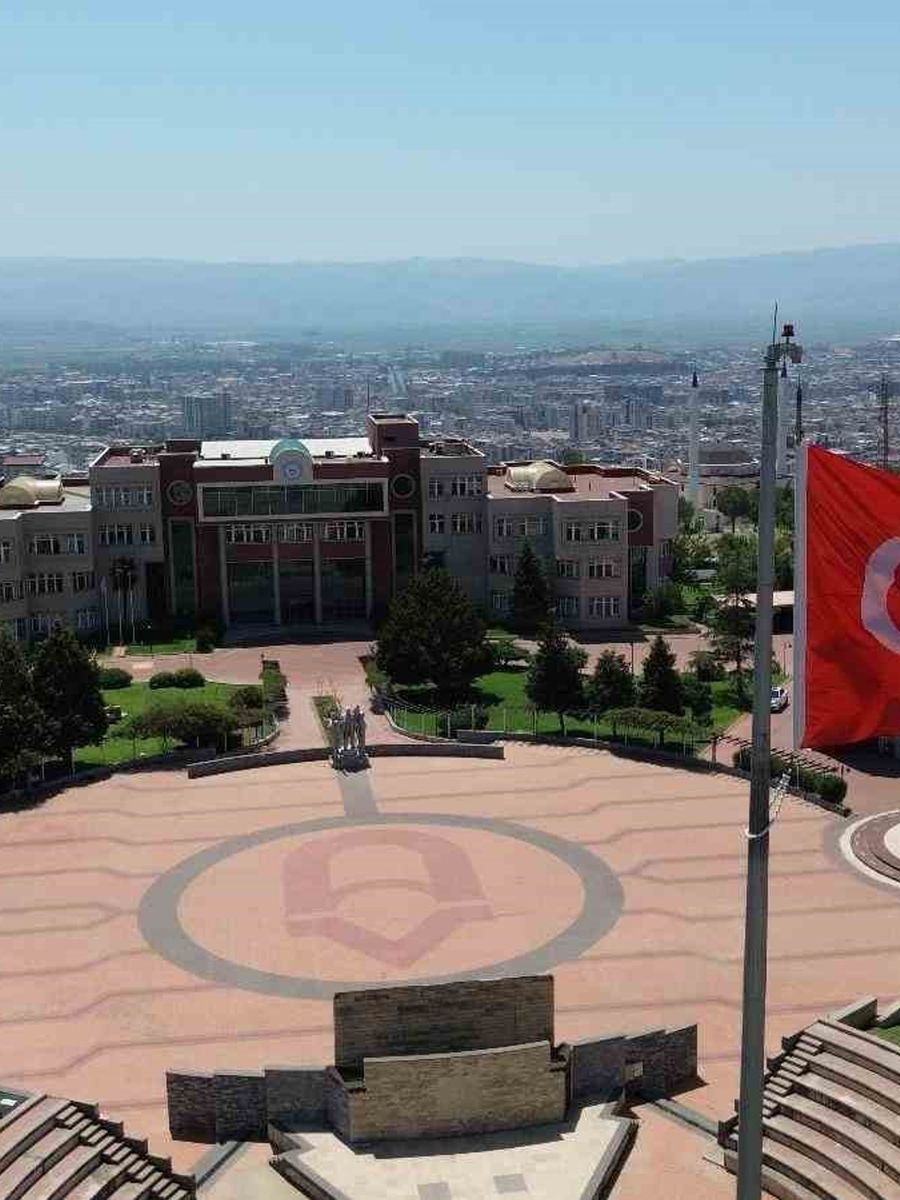 ADÜ’den kayıt yaptıramayan adaylara, mazeret başvurusu için son tarih uyarısı