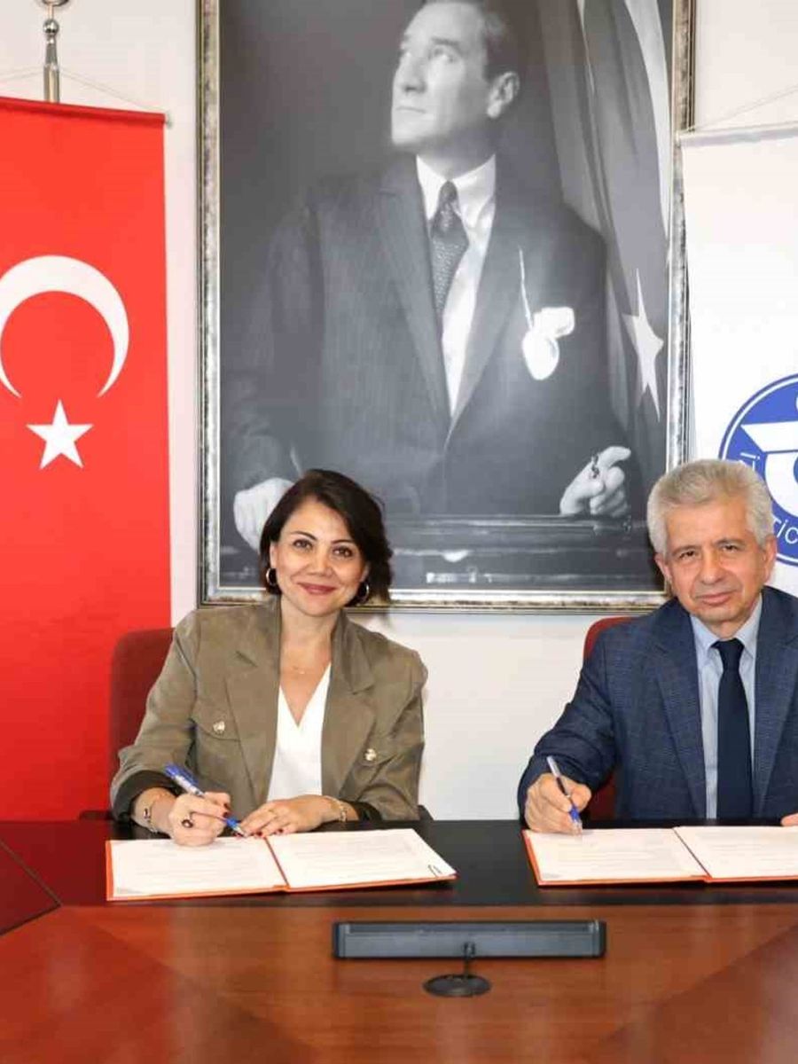 İEÜ’den eğitim için güç birliği