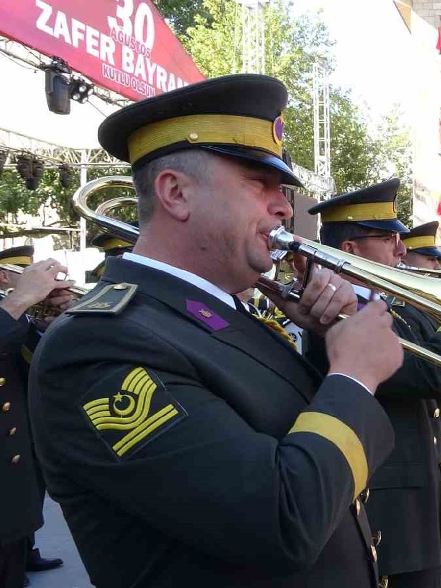 Isparta’da Zafer Bayramı coşkuyla kutlandı