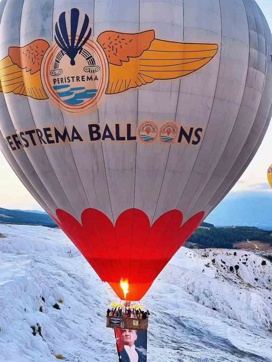 30 Ağustos coşkusu gökyüzünde yaşandı
