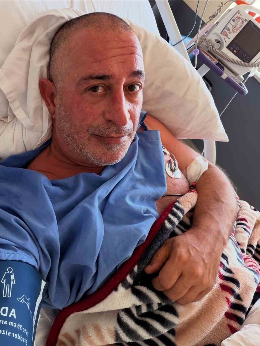 Kalp krizi geçiren Cem Yılmaz’dan iyiyim mesajı