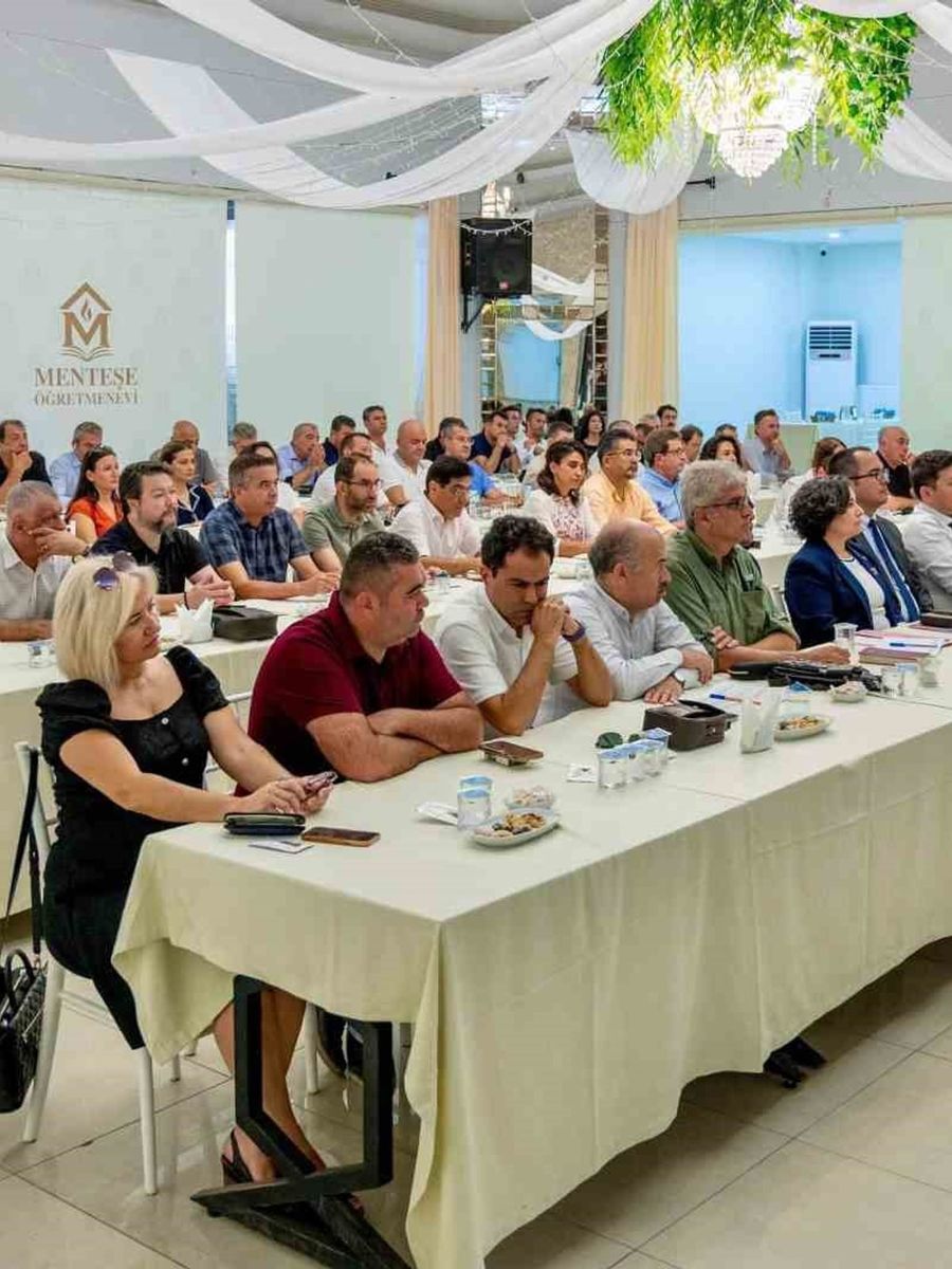 Menteşe’de müdürler kurulu toplantısı gerçekleştirildi