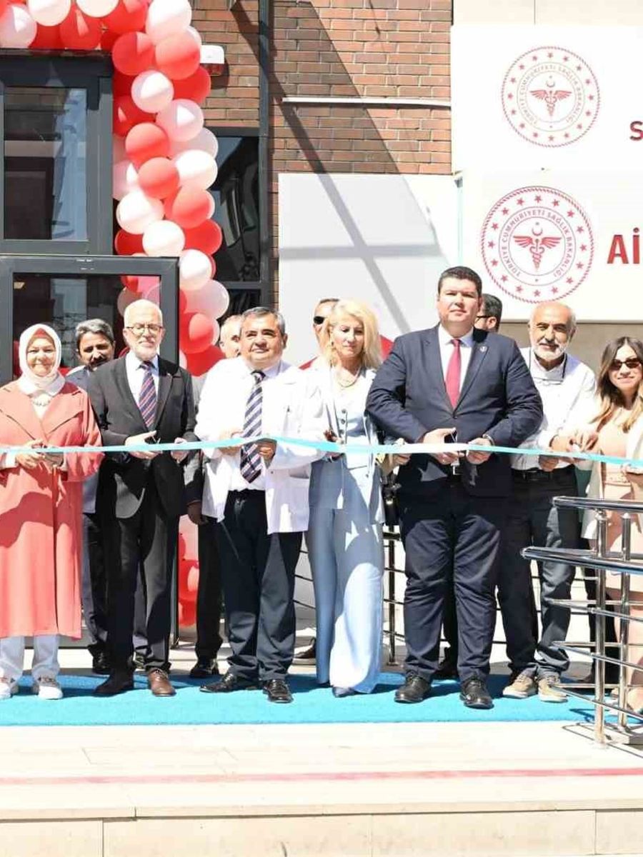 Eskişehir’in yeni sağlık yerleşkesi, Vali Yılmaz’ın katılımıyla açıldı