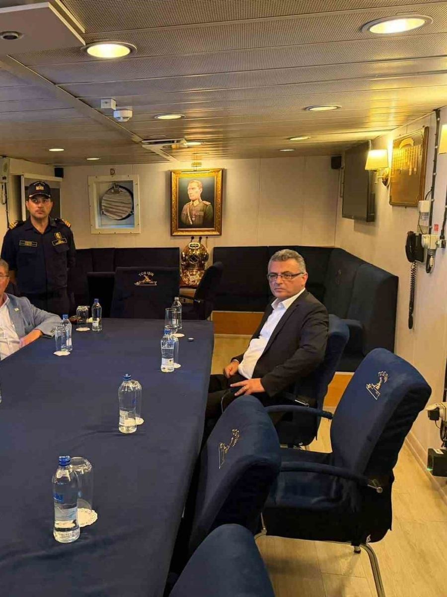 KKTC Cumhurbaşkanı Erhürman, TCG Işın’da arama çalışmalarını takip etti