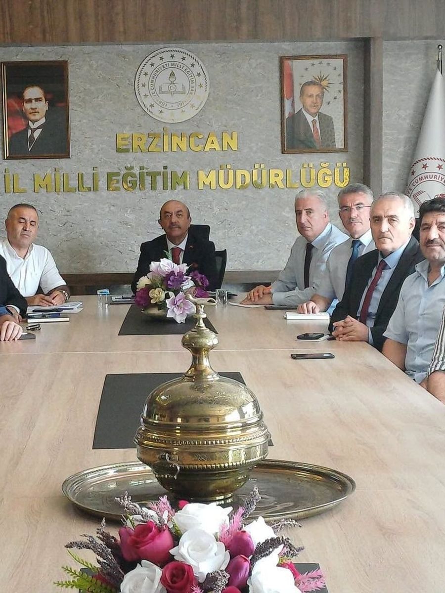 Erzincan’da imam hatip okullarının yöneticileriyle yeni eğitim öğretim yılı toplantısı yapıldı
