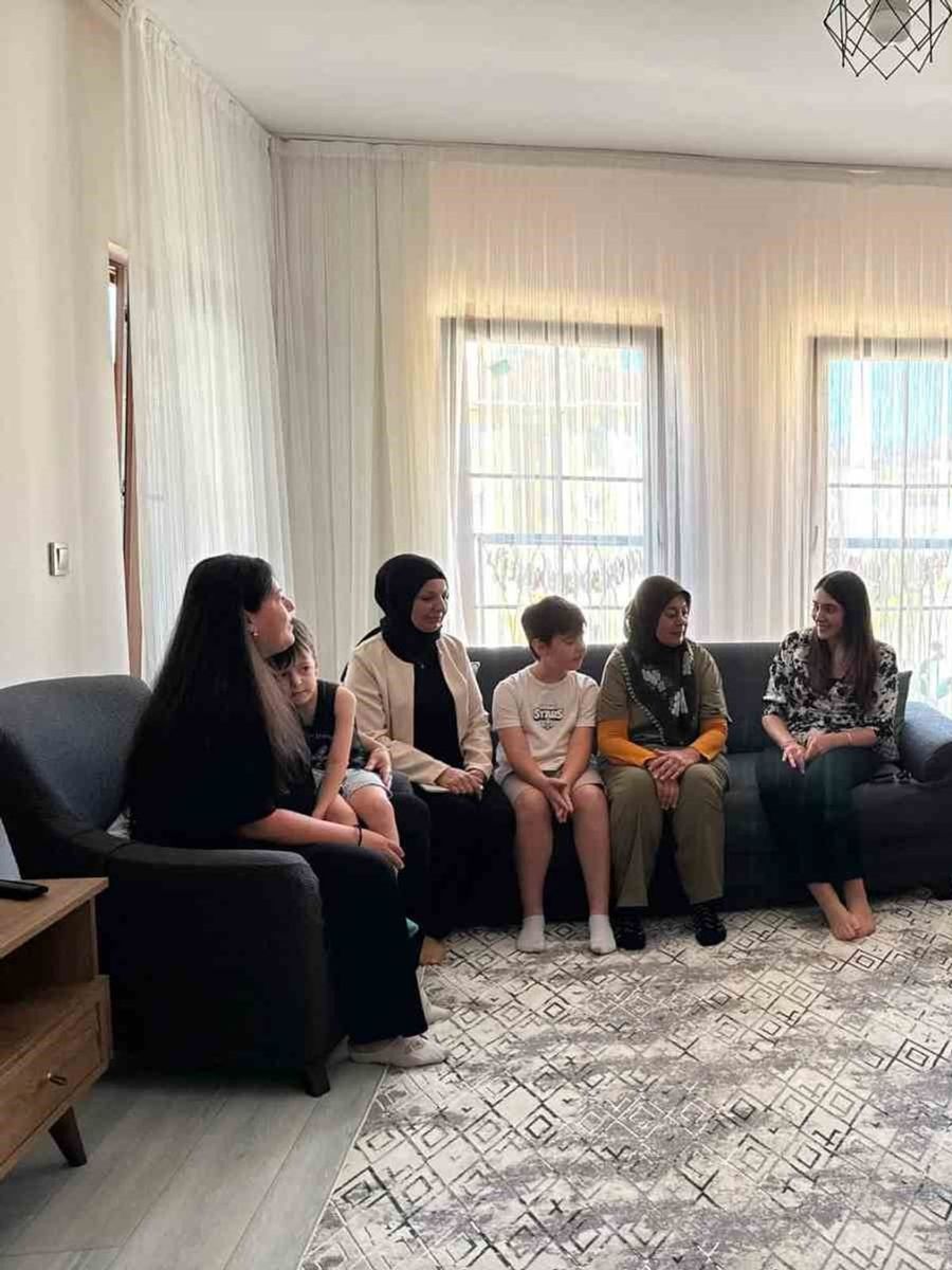 Çavdarhisar Kaymakamı Mantı’dan şehit ailelerine ziyaret