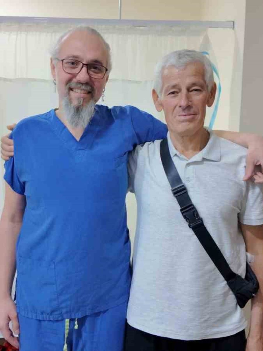 Mide kanseri hastaya, kapalı ameliyat yöntemiyle yeni sindirim sistemi yapıldı