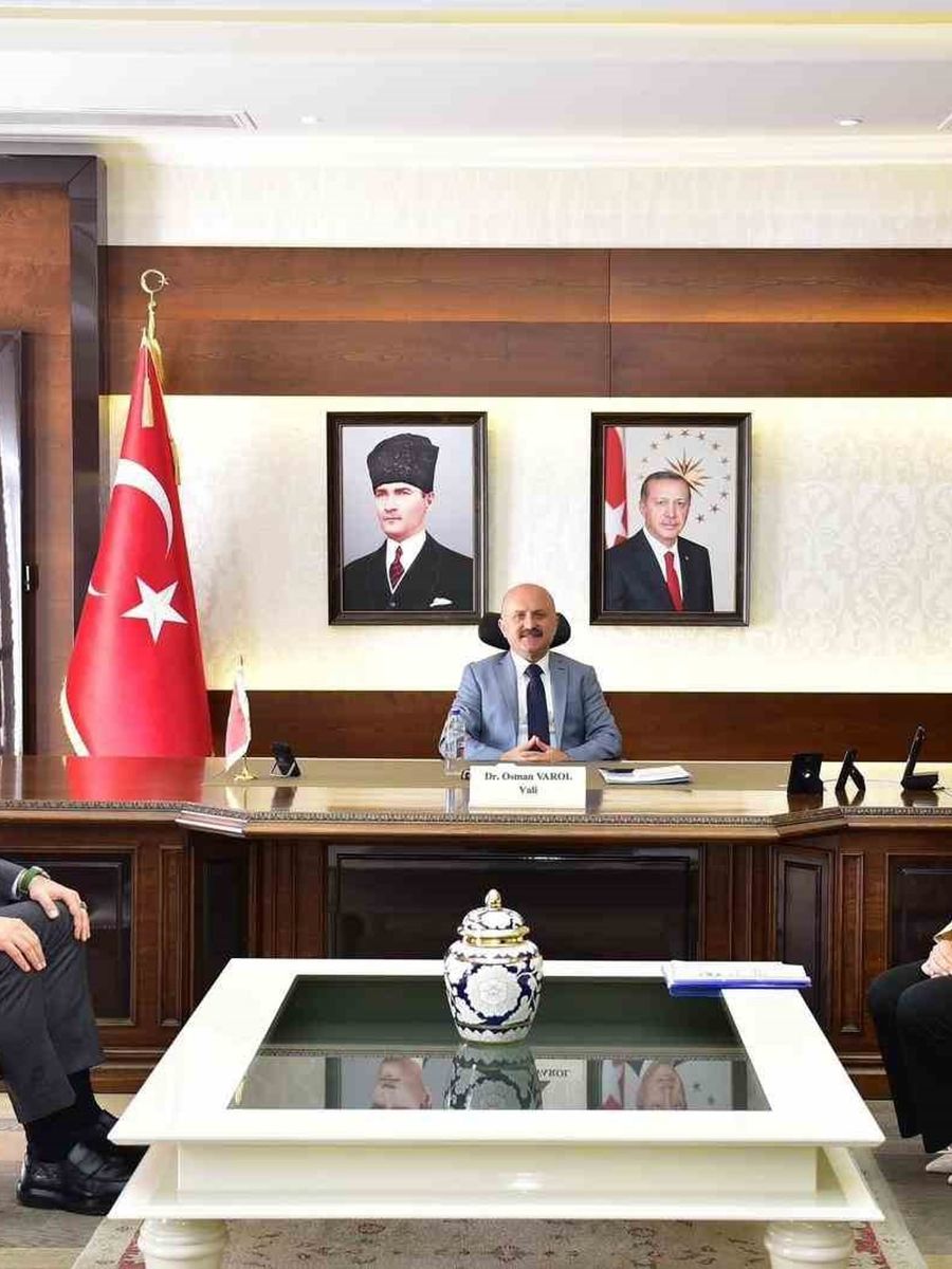 Başkan Arıkan, Aydın Valisi Varol ile bir araya geldi