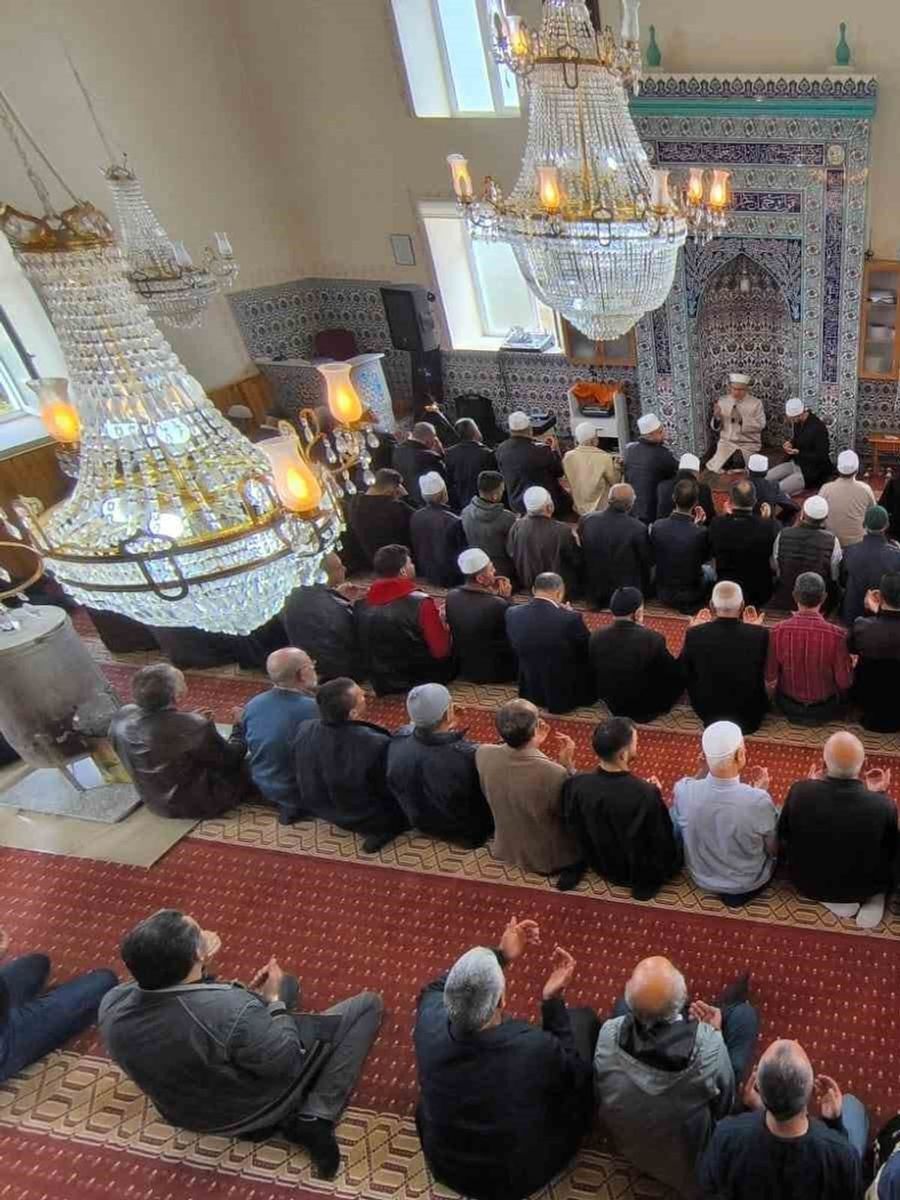 Çele Gölcük’te geleneksel Hacet ve Mevlid programı düzenlendi