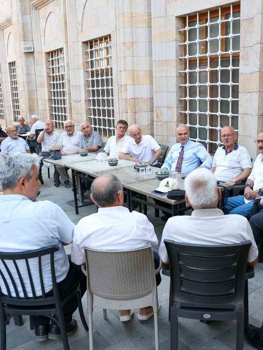 Düzce şehir merkezinde dönüşüm sürüyor