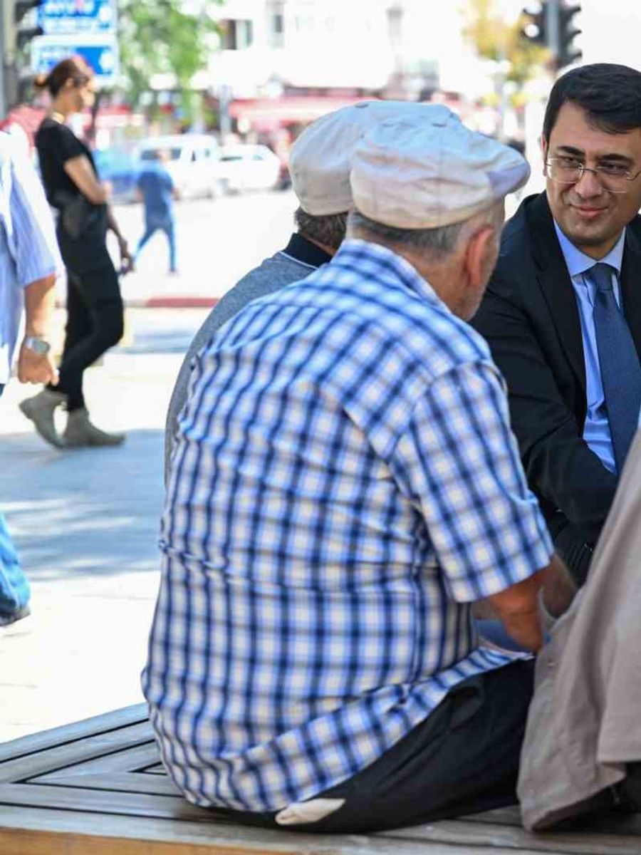 Vali Kartal vatandaşlarla bir araya geldi