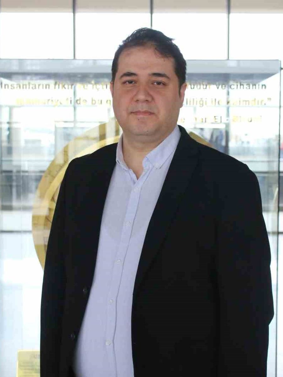 BİRUNİ ÜNİVERSİTESİ MESLEK YÜKSEKOKULU ÖĞRETİM ÜYESİ, FİZYOTERAPİ VE REHABİLİTASYON UZMANI DR. ÖĞR. ÜYESİ SAFA HEYBET