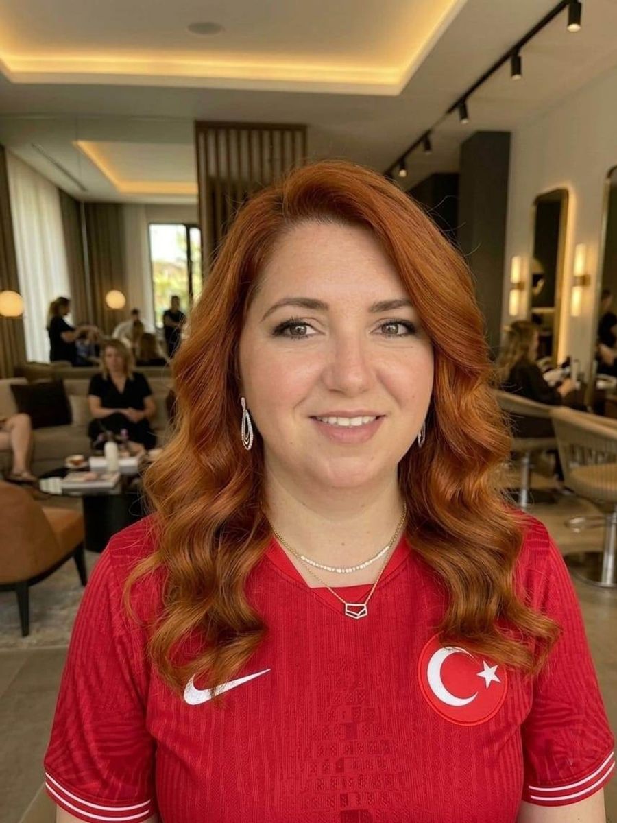 KÜTAHYALI ULUSLARARASI KİCK BOKS HAKEMİ FATMA ÇAKIR, İTALYA'DA DÜZENLENECEK DÜNYA GENÇLER KİCK BOKS ŞAMPİYONASI'NDA GÖREVLENDİRİLDİ.