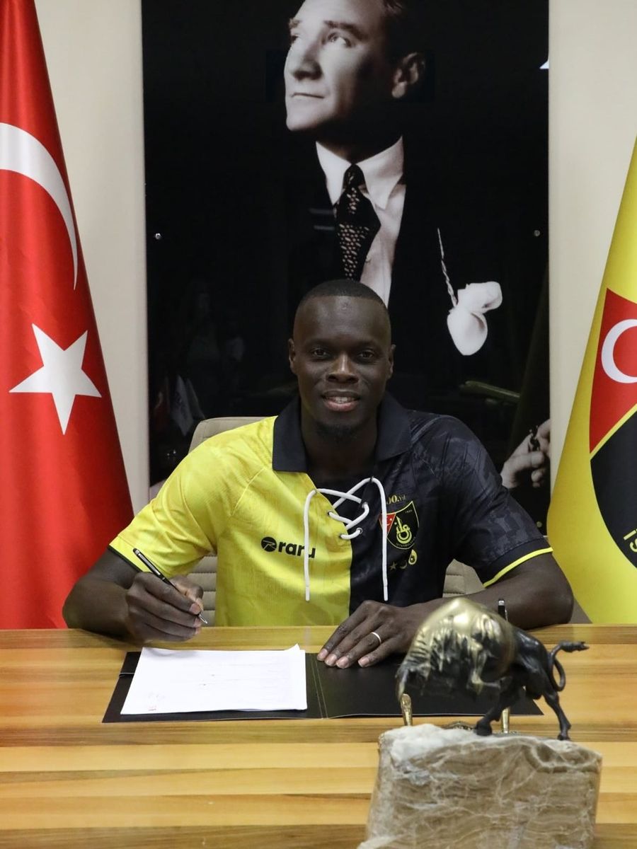 İstanbulspor Mamadou Fall ve Aytaç Kara’yı renklerine bağladı