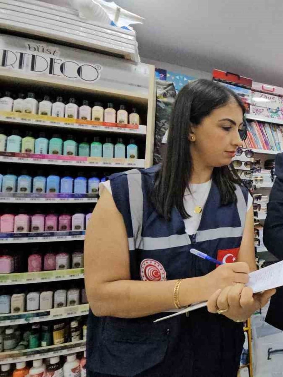 Hatay’da kırtasiye ürünlerine yönelik denetimler sürüyor