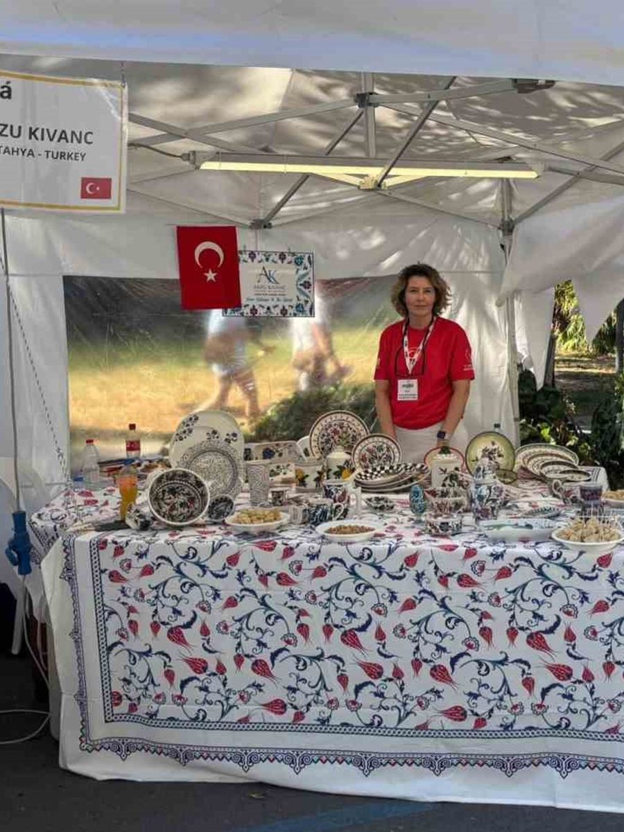 Kütahya’nın seramik sanatı İtalya’da uluslararası festivalde tanıtıldı