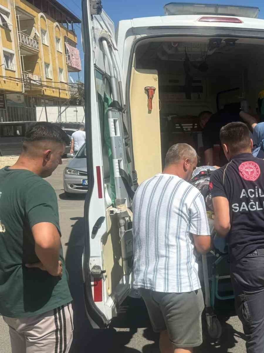 Kula’da elektrikli bisiklet kazası: 58 yaşındaki sürücü yaralandı