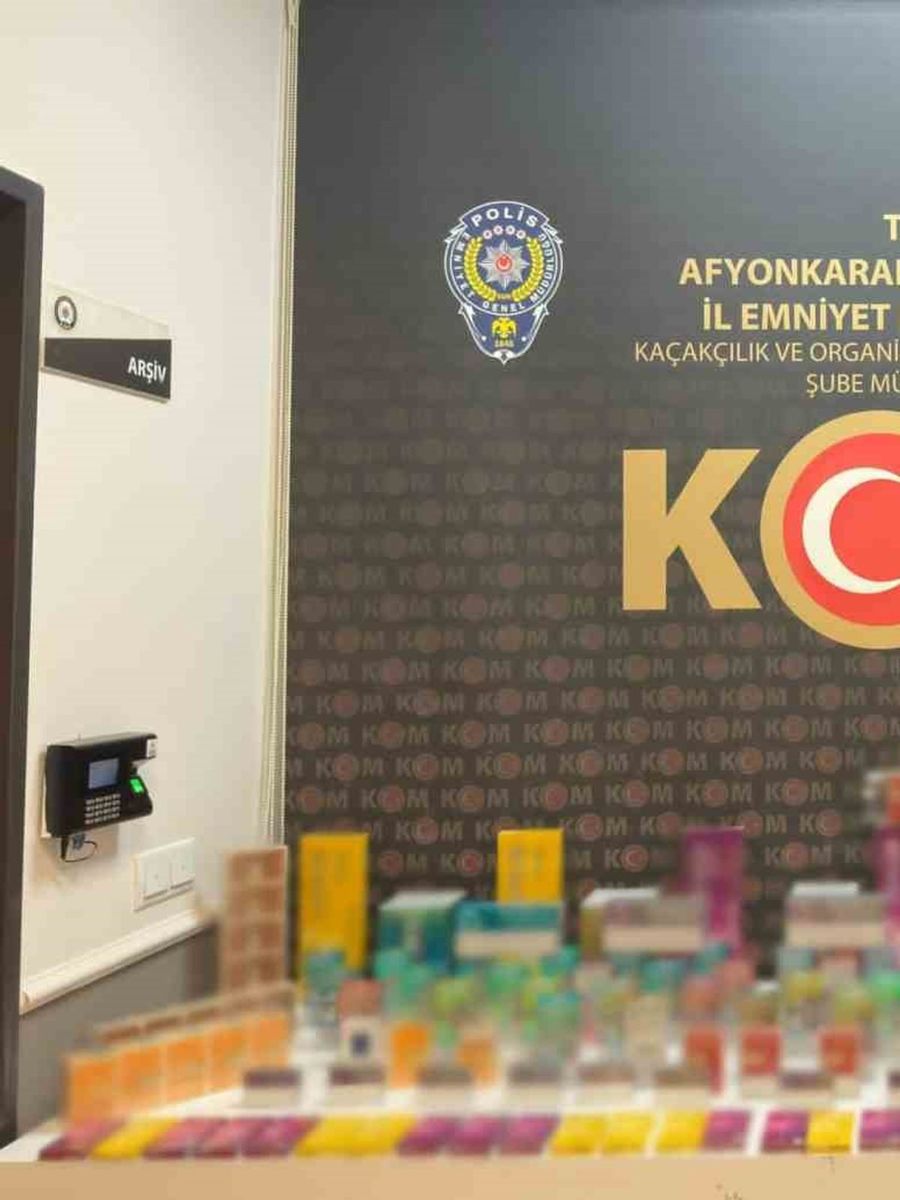 Polis gümrük kaçağı sigara ele geçirdi