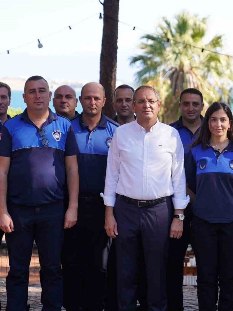 Ayvalık Belediye Başkanı Mesut Ergin, Zabıta Haftası’nı kutladı