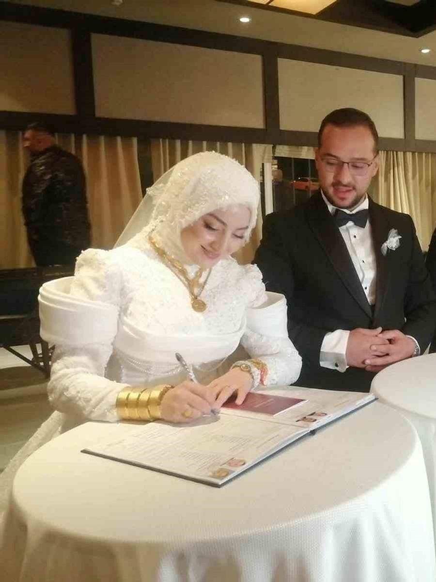 Budak ailesinin mutlu günü
