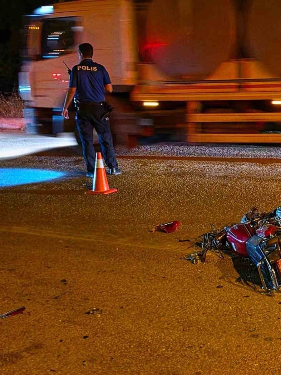 Osmaniye’de motosiklet ile hafif ticari araç çarpıştı: 1 ölü