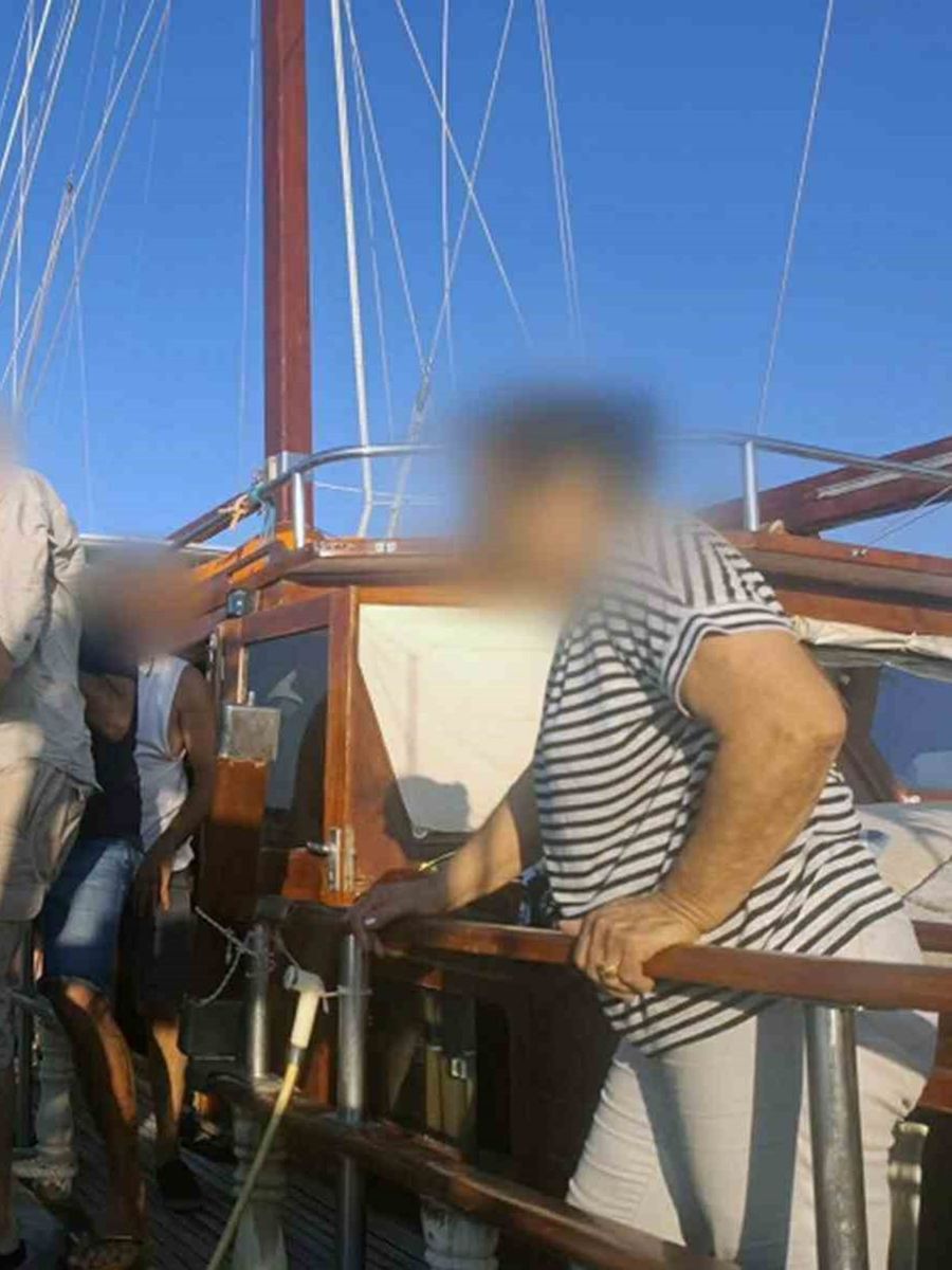 Bodrum ve Marmaris’te ticari yatlarda rahatsızlanan iki kişinin tıbbi tahliyesi yapıldı