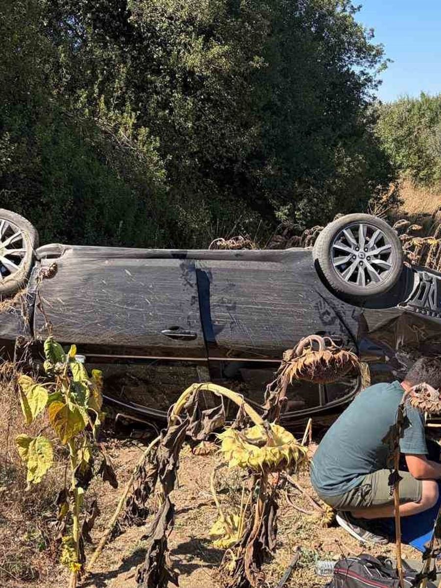 Bilecik’te otomobil tarlaya savruldu: 1 yaralı