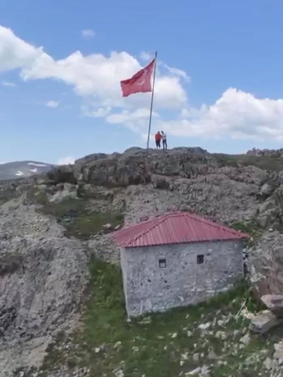 Gümüşhane’de 2 bin 500 rakımdaki Taş Mescid ilgi çekiyor