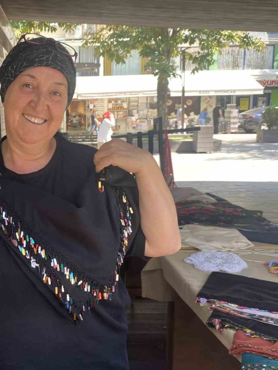 Her yazma için günlerce emek sarf ediyor