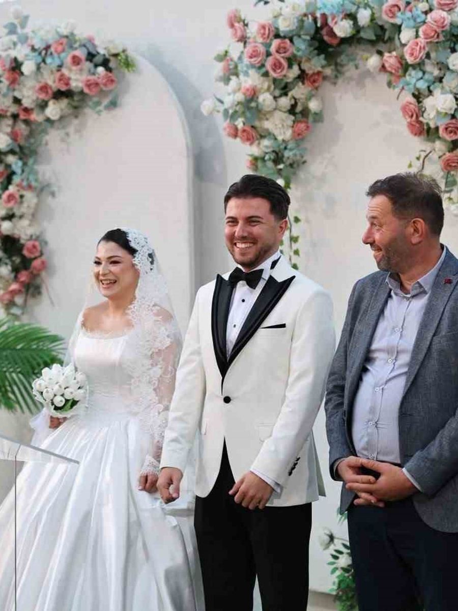 Başkan Özlü vatandaşlarla bir araya geldi
