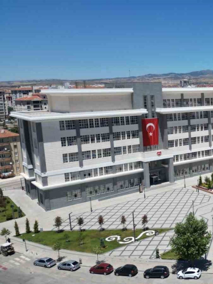 Çorum Belediyesi’nden 7,7 milyon liralık kırtasiye desteği