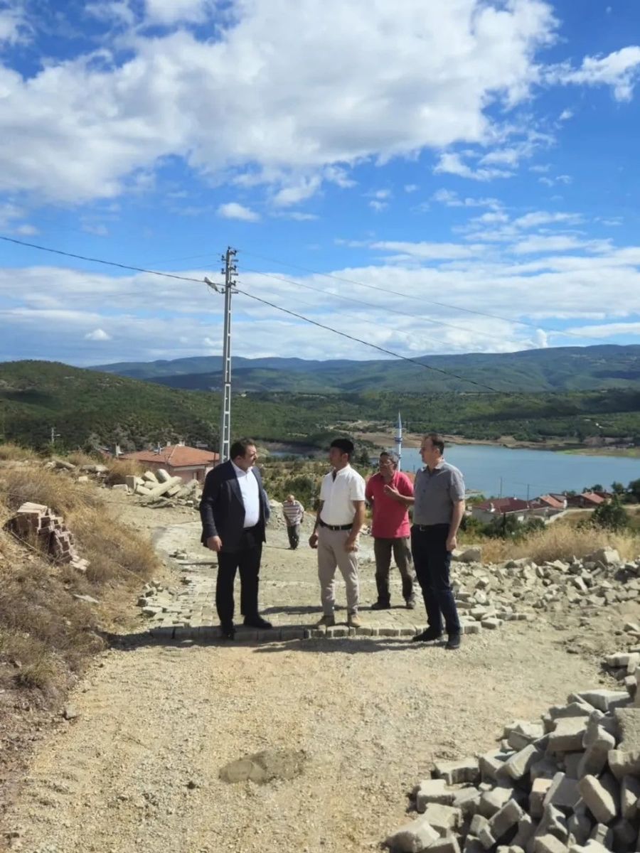 Sinop’ta köylere parke yol