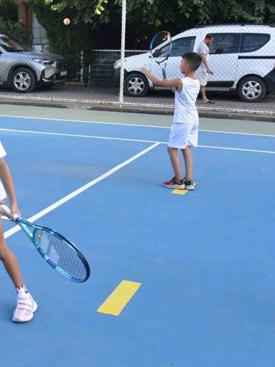 Yunusemre’de kış spor okulları kayıtları başladı