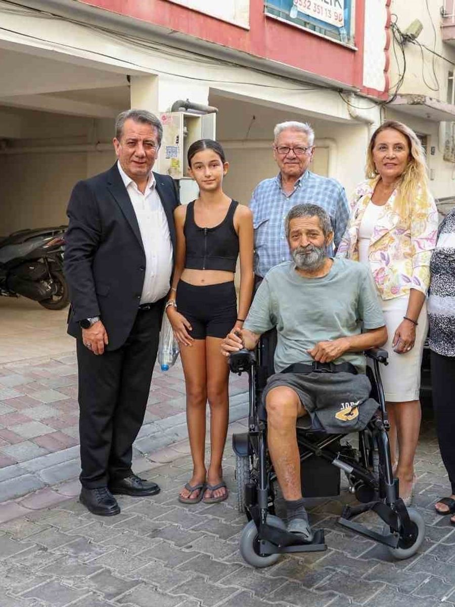 Başkan Yetişkin’den akülü sandalye desteği