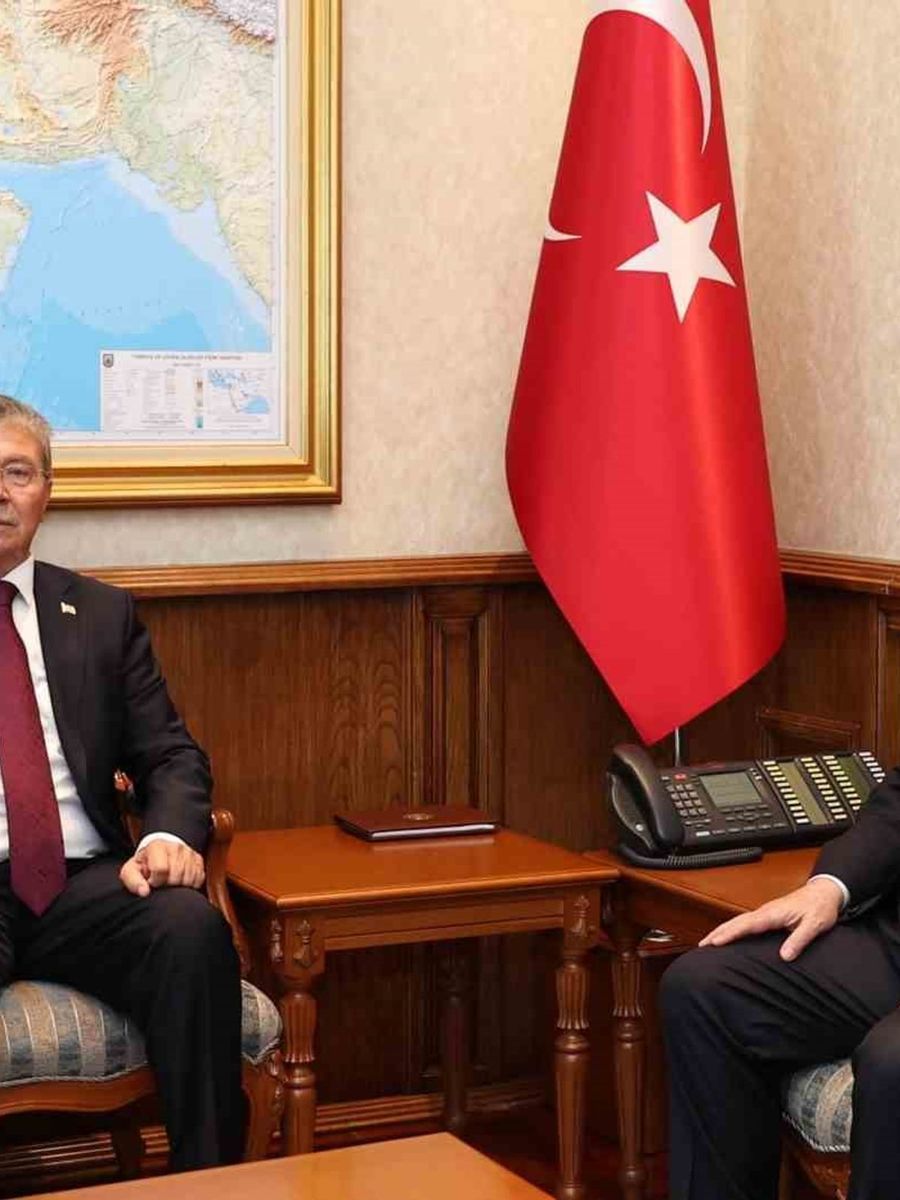 Bakan Güler, KKTC Başbakanı Üstel ile görüştü