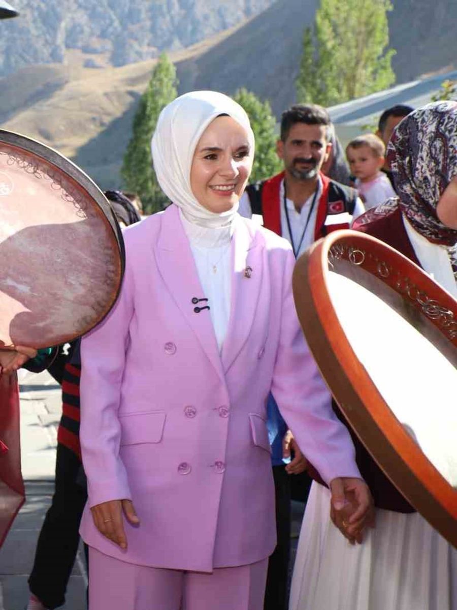 Bakan Göktaş: "Güçlü aileler, güçlü gelecek demek"
