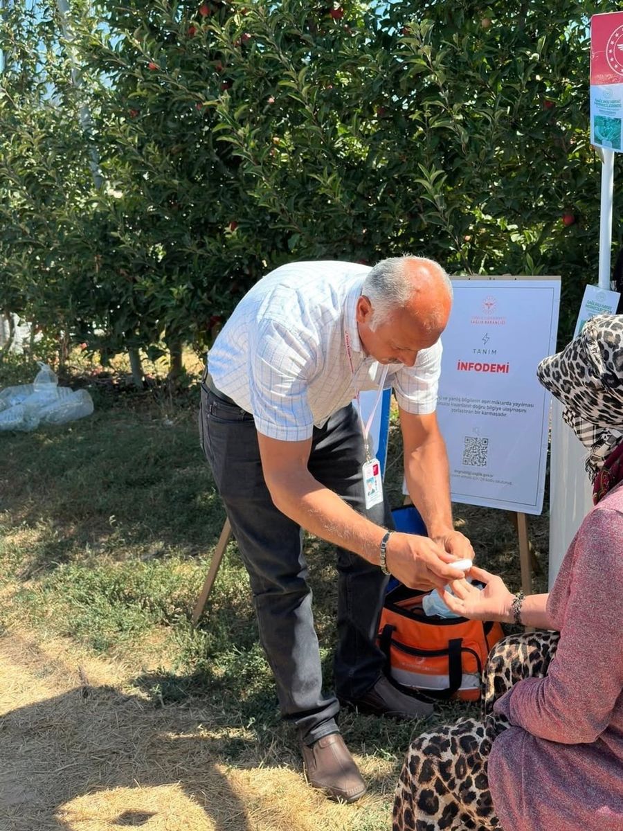 Karapınar’da Halk Sağlığı Haftası Etkinlikleri sahada ve hastanede sürdürüldü