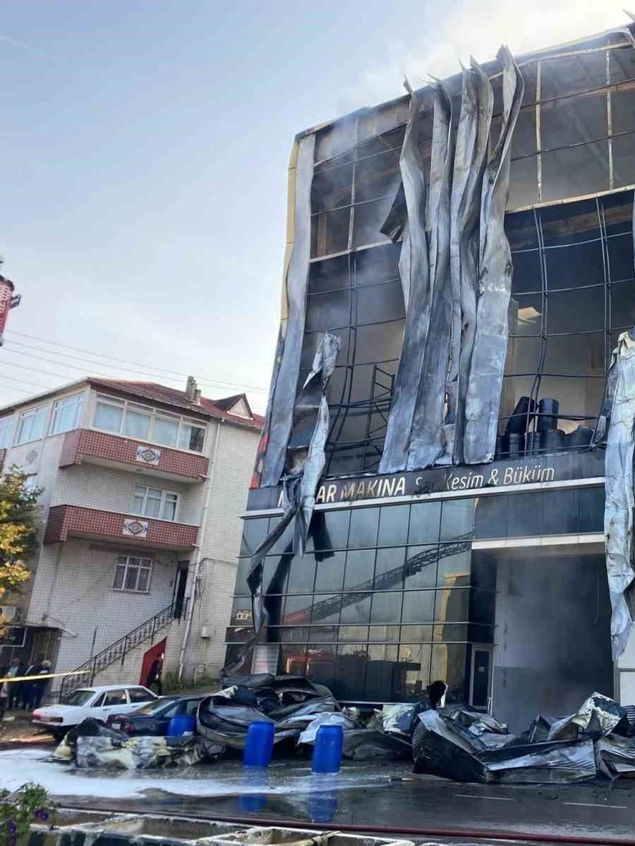 Dilovası’ndaki fabrika yangını davasında kamu görevlileri savunma yaptı