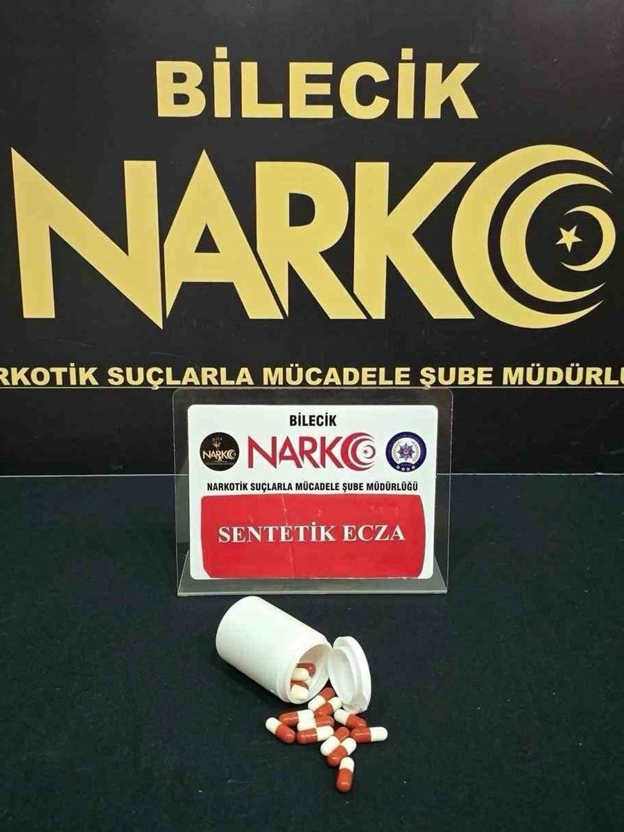 Bilecik’te şehirlerarası otobüste 2 şahıs üzerinden uyuşturucu çıktı