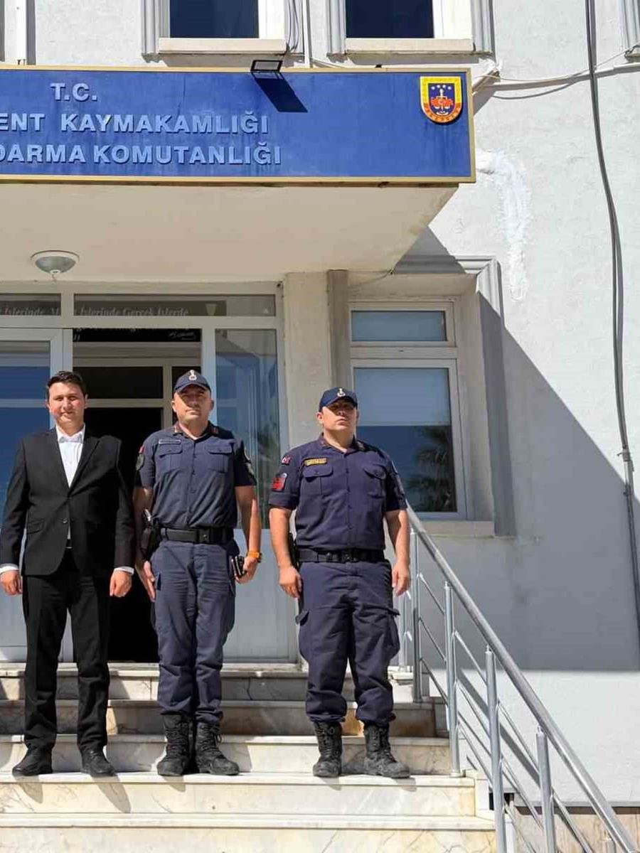 Buharkent Kaymakamı Haydaroğlu, İlçe Jandarma Komutanlığından brifing aldı