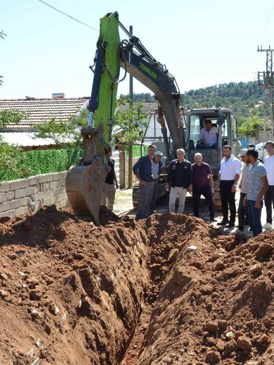Emet’te köylerin altyapı çalışmaları yerinde incelendi