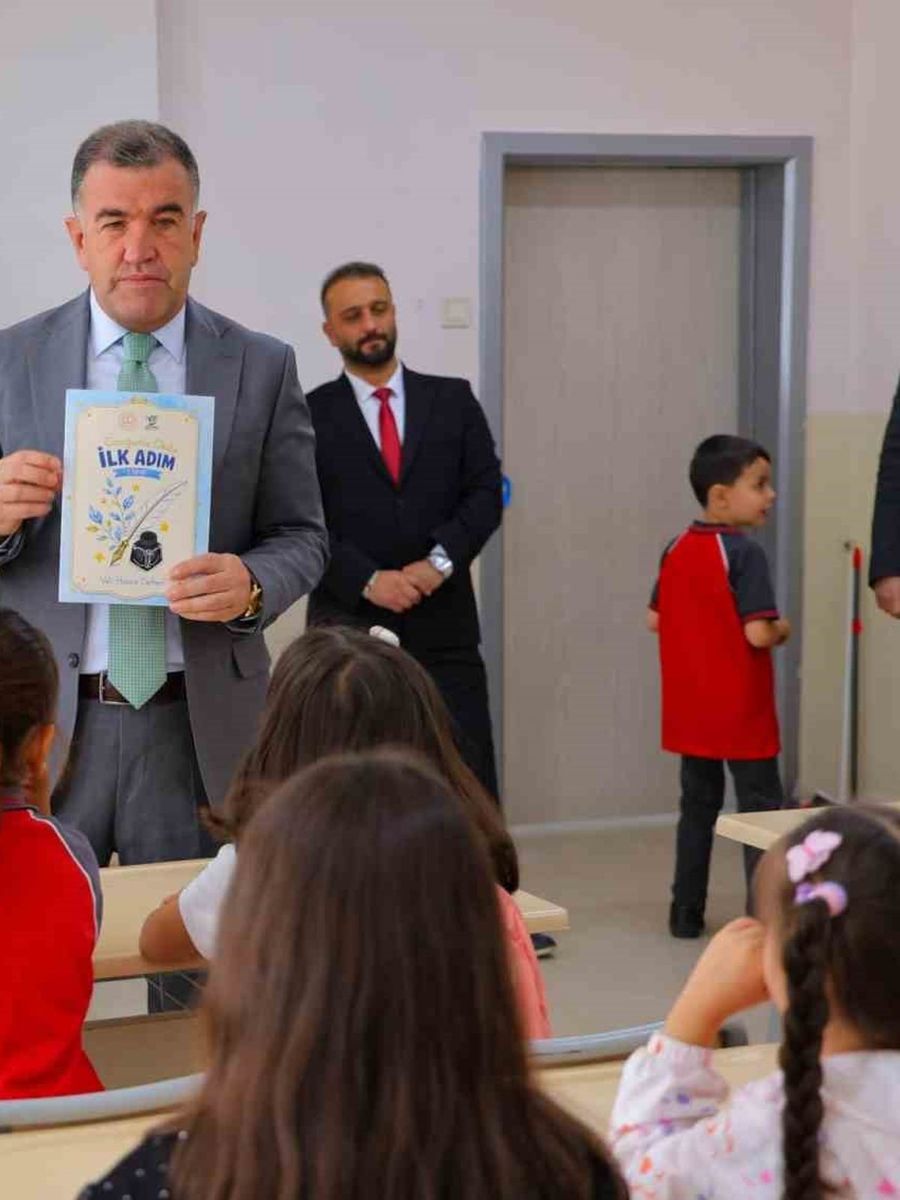 Bayburt’ta birinci sınıf öğrencileri okul heyecanı yaşadı