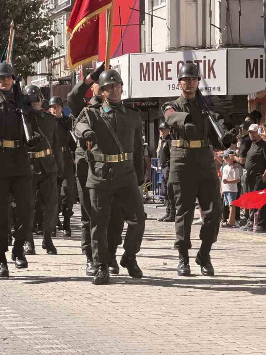 Edremit’in kurtuluşunun 104. yılı coşku ve gururla kutlandı