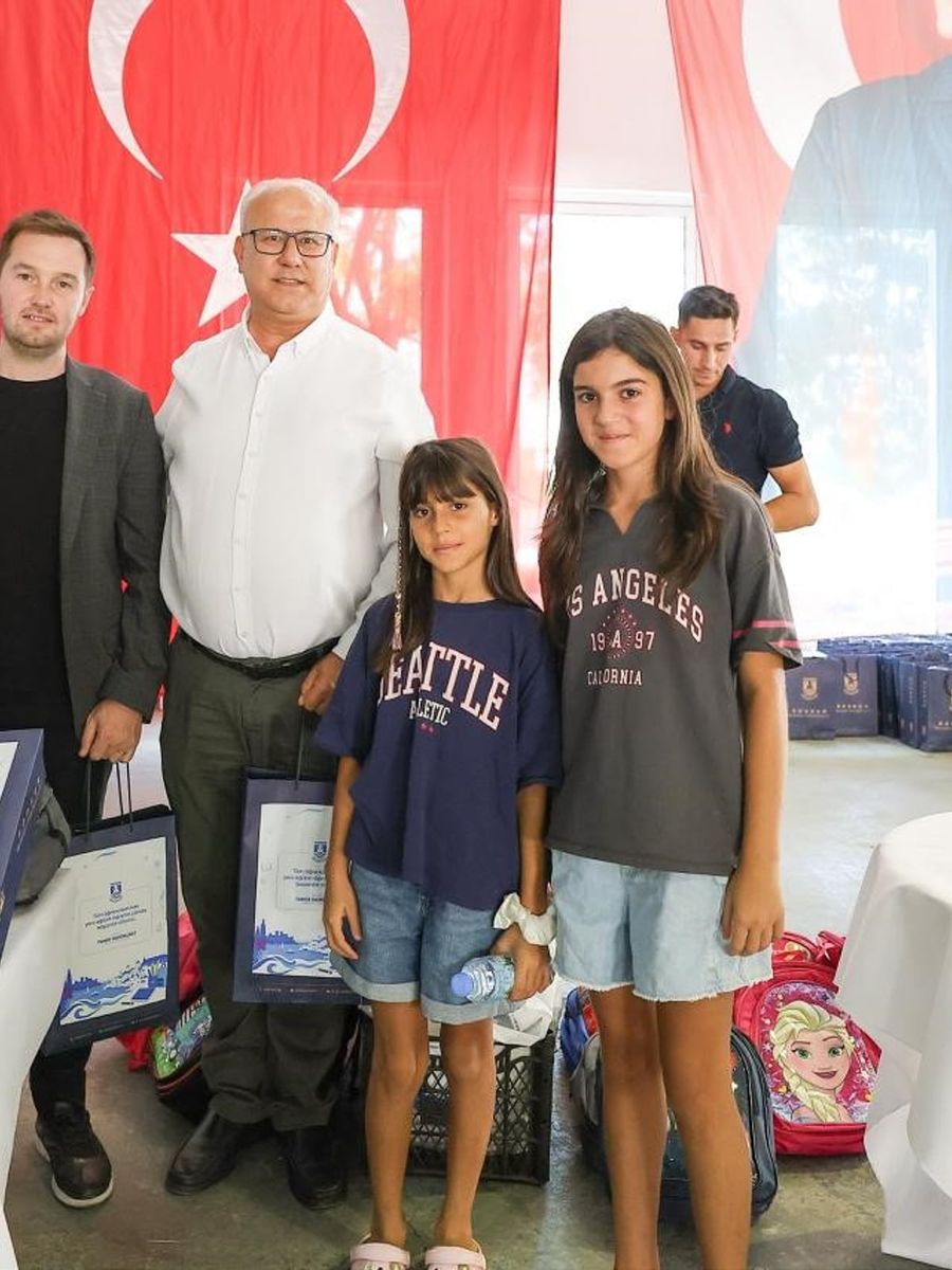 Bodrum Belediyesinden 1250 öğrenciye kırtasiye ve burs desteği